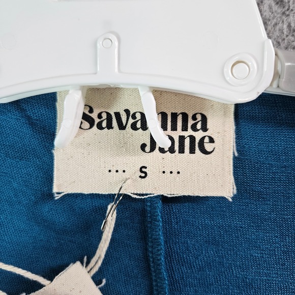 NEW‎ Savanna Jane Embroidered Poncho Top Women Small Floral Teal Blue - Picture 3 of 8